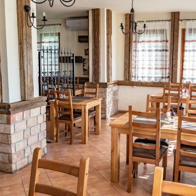 Konrádó Pizzéria és Étterem